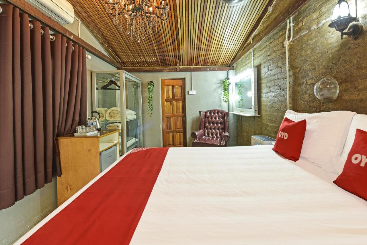 Oyo 90636 Teratak Zakiah Chalet Jerantut Ngoại thất bức ảnh