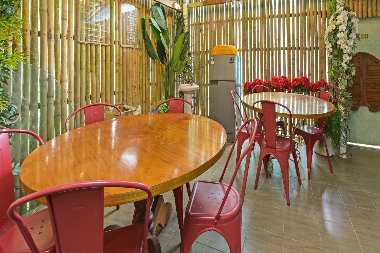 Oyo 90636 Teratak Zakiah Chalet Jerantut Ngoại thất bức ảnh