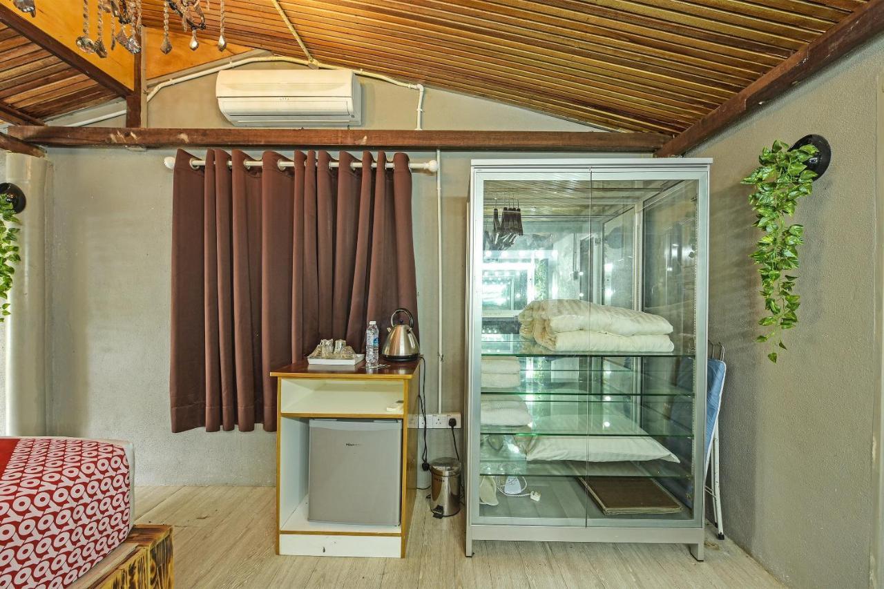 Oyo 90636 Teratak Zakiah Chalet Hotel Jerantut Ngoại thất bức ảnh