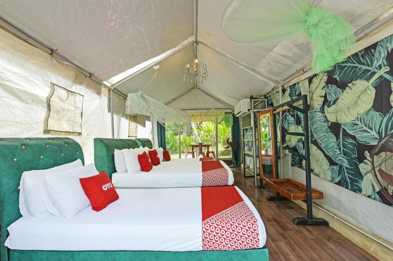 Oyo 90636 Teratak Zakiah Chalet Jerantut Ngoại thất bức ảnh