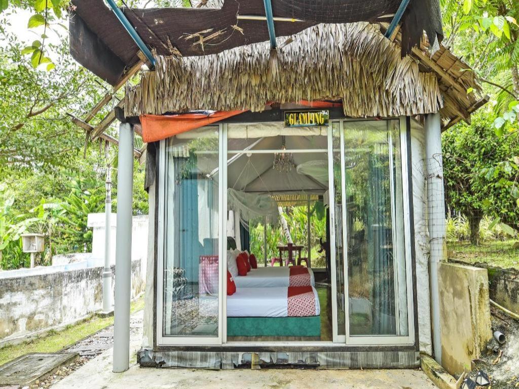 Oyo 90636 Teratak Zakiah Chalet Jerantut Ngoại thất bức ảnh
